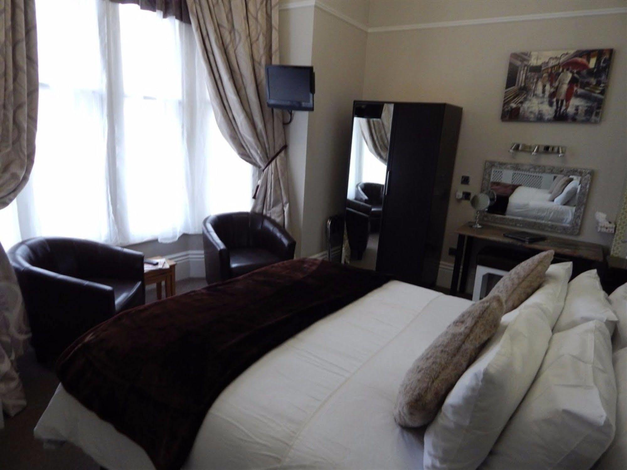 Hotel 3 Norfolk Square Great Yarmouth Esterno foto